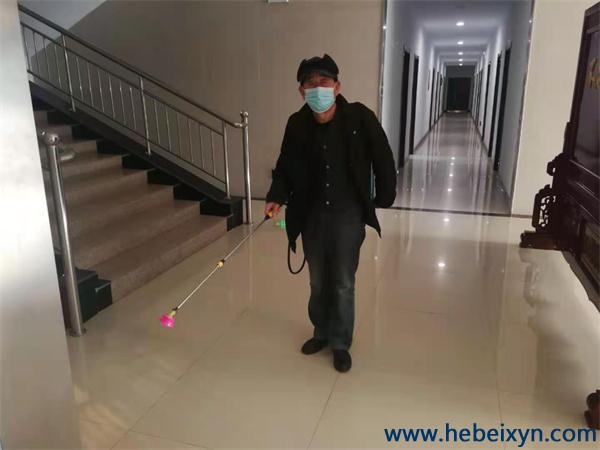 不平凡的坚守