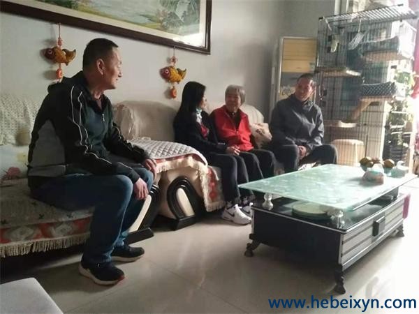 敬老慰问暖人心